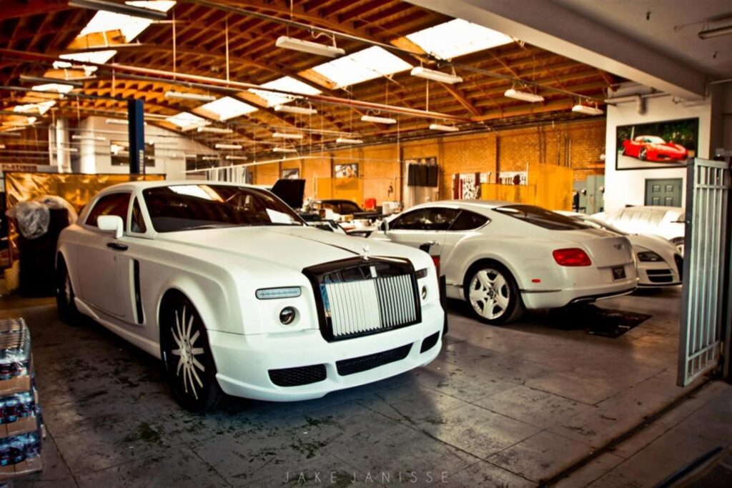 Rolls Royce Repair Garage